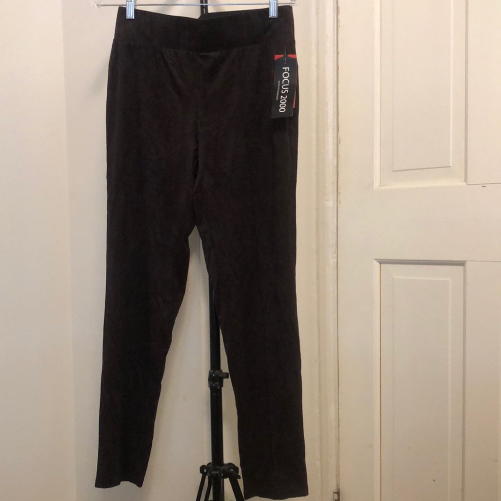 Focus 2000 spandex leggings sizesLargemedium in black/brown brand new with tags